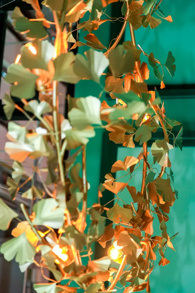 Ginkgo feuilles branches suspension chandelier métal ART ET FLORITUDE